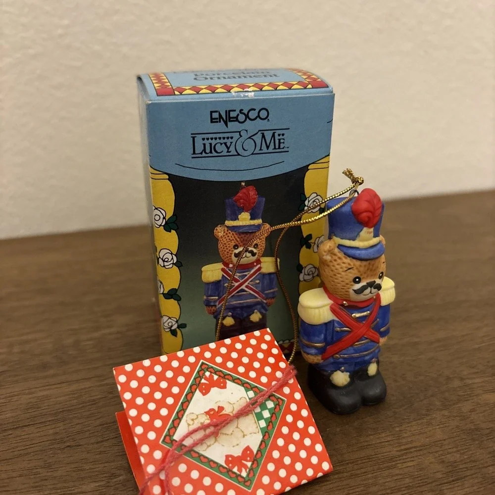 Enesco Lucy and Me Lucy Rigg Bear Nutcracker Toy Soldier Ornament 1988 Vtg NIB‎